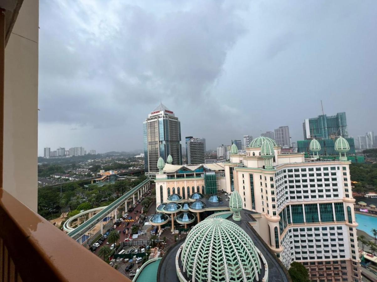 Raintree Resort Suites Petaling Jaya Zewnętrze zdjęcie