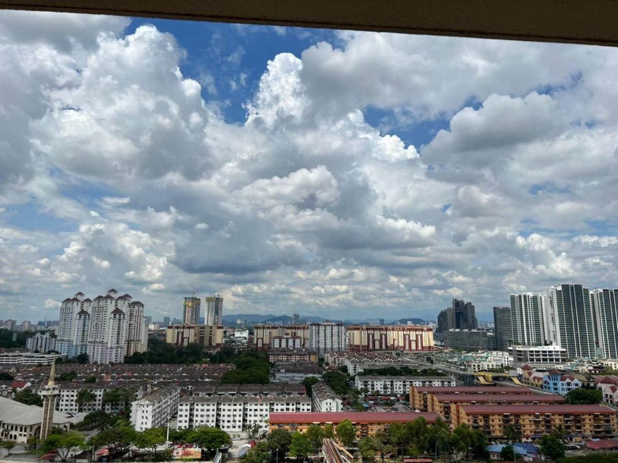 Raintree Resort Suites Petaling Jaya Zewnętrze zdjęcie