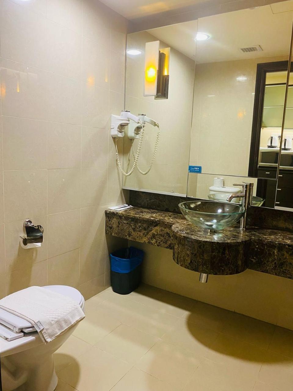Raintree Resort Suites Petaling Jaya Zewnętrze zdjęcie
